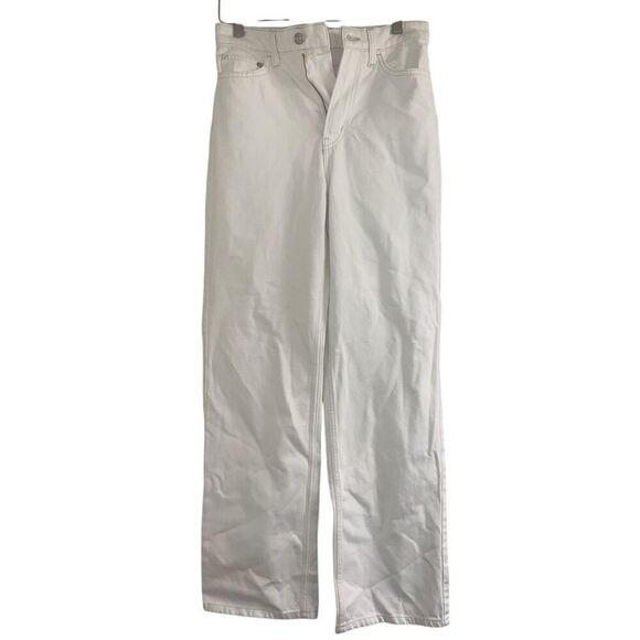 ✨H&M WHITE WIDE ULTRA HIGH SZ 6 WHITE JEANS✨ - Picture 2 of 10
